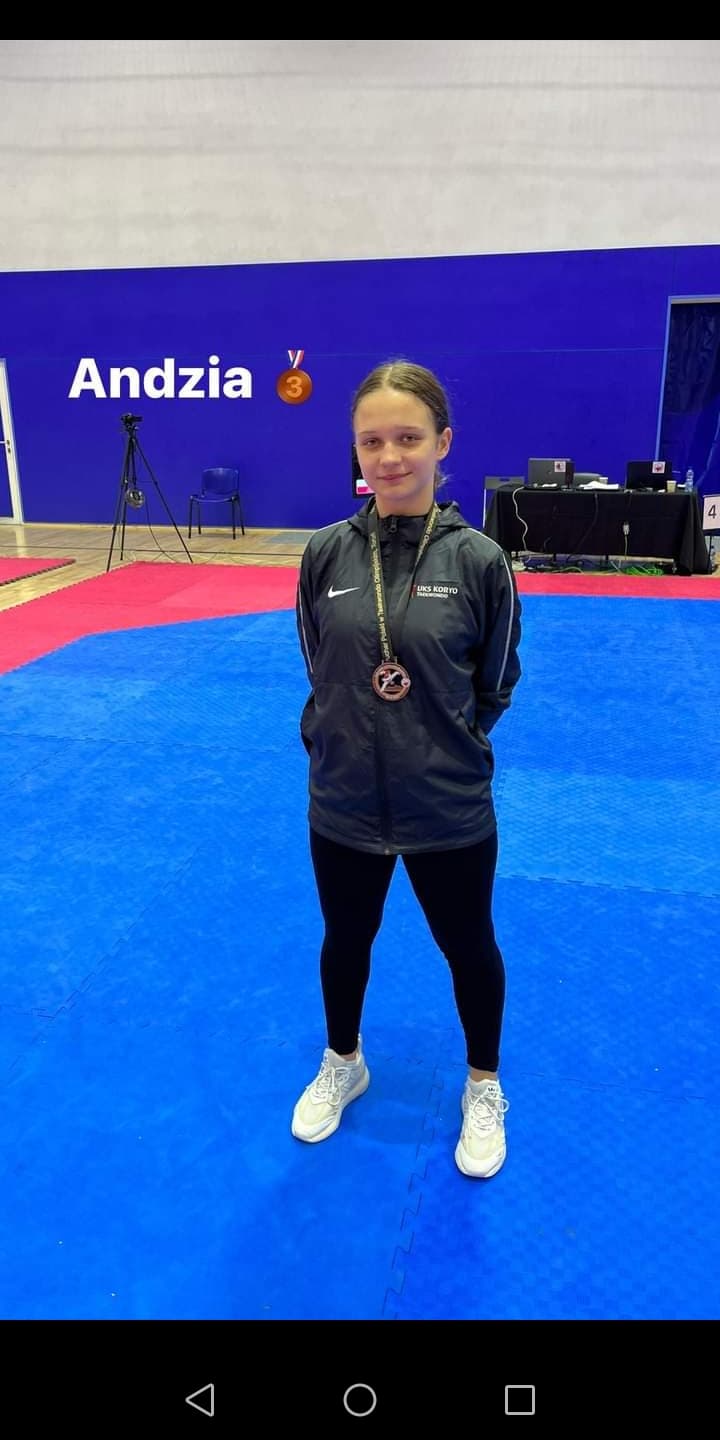 III miejsce Angeliki Luźniak w Taekwondo